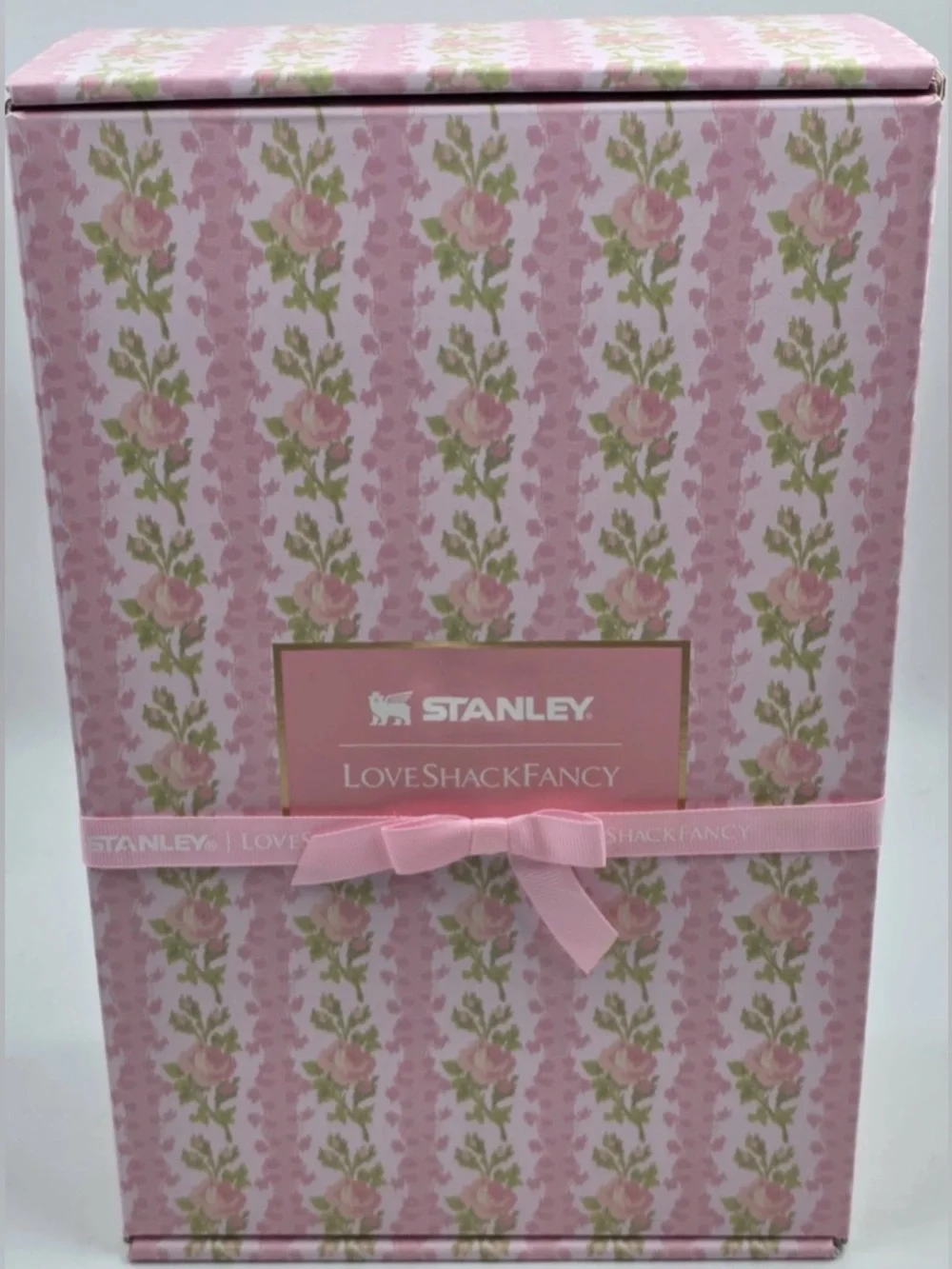 Stanley X Love Shack Fancy 40oz Quencher Tumbler  Blooming Heirloom Edition NIB - Picture 2 of 8